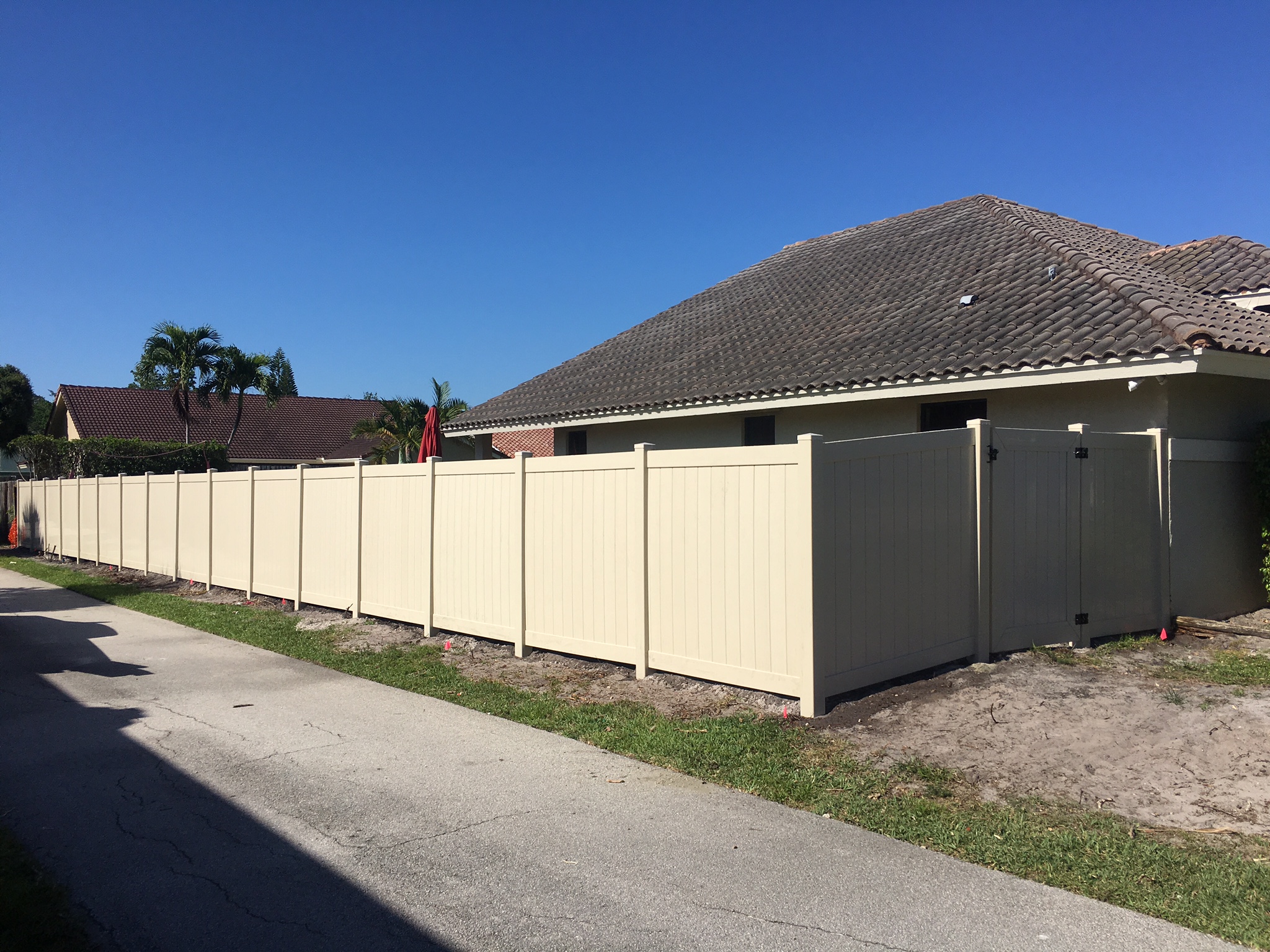 brownsville residential fence contractors