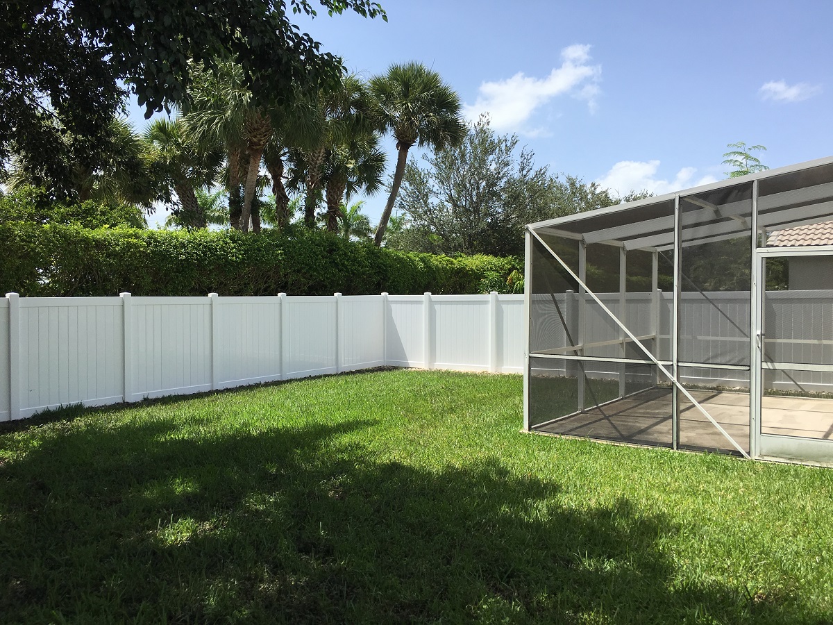 brownsville residential fencing experts